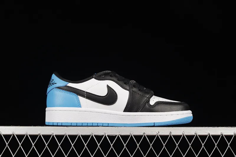 All categories Air Jordan Jordan series basketball shoes Air Jordan 1 Low Z version Air Jordan 1 Low "UNC" AJ1 Joe 1 blue and white low-top casual sneakers CZ0790-104